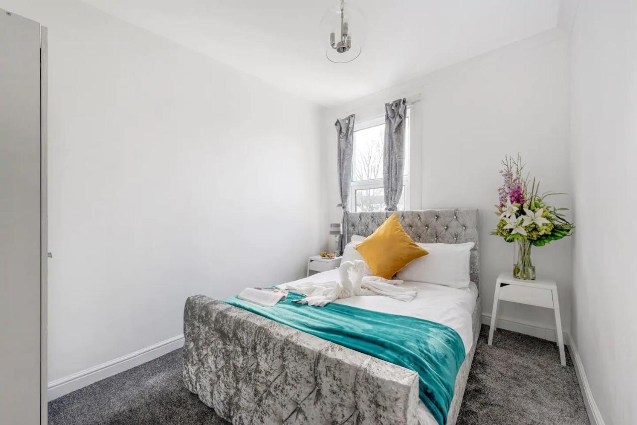 Pembroke House Apartment Norwood Luaran gambar